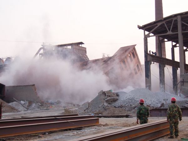 如何做好安全爆破工作？